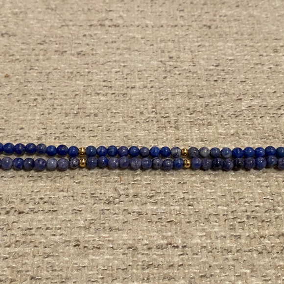 Jewelry - Lapis & gold beaded bracelet